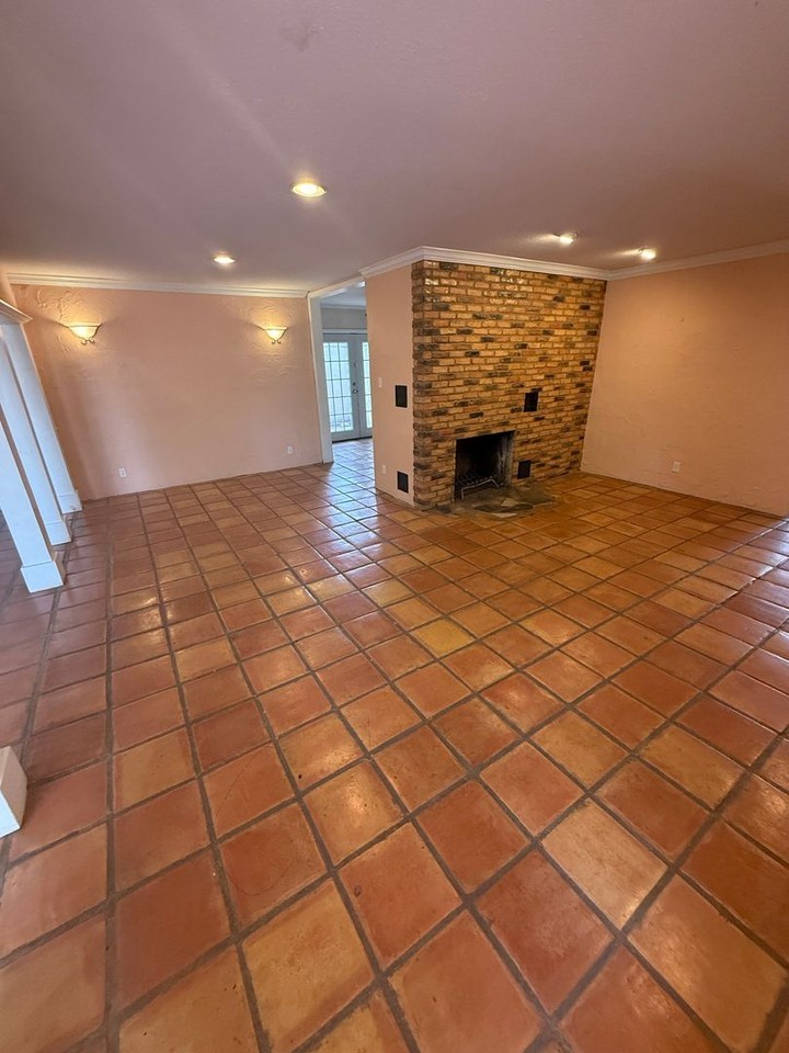 3215 29th St - Photo 7 of 28
