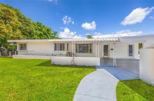 1700 N Treasure Dr #1700 - Photo 1 of 1