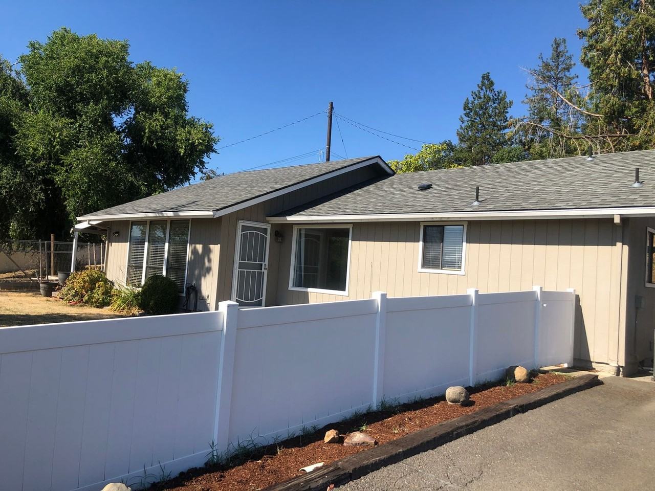 10901 Hannon Rd - Photo 2 of 18