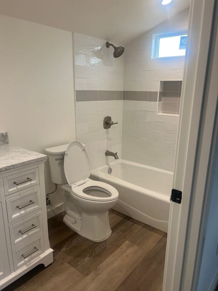 651 Glenwood Dr - Photo 3 of 5