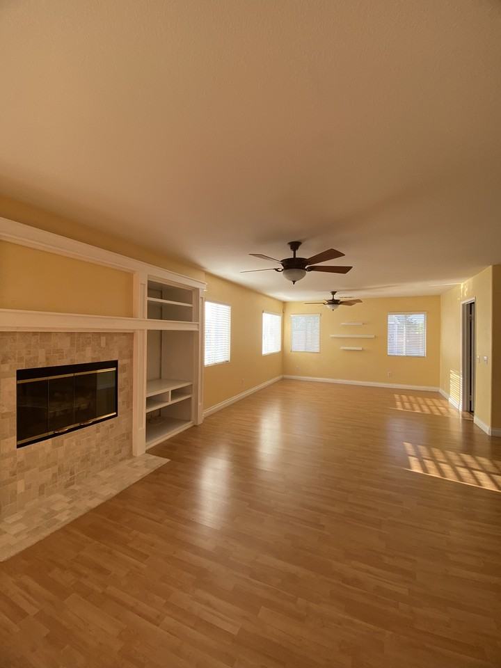 700 Aspen Glen Lane - Photo 3 of 26