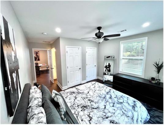 1369 Gault St Se - Photo 4 of 13