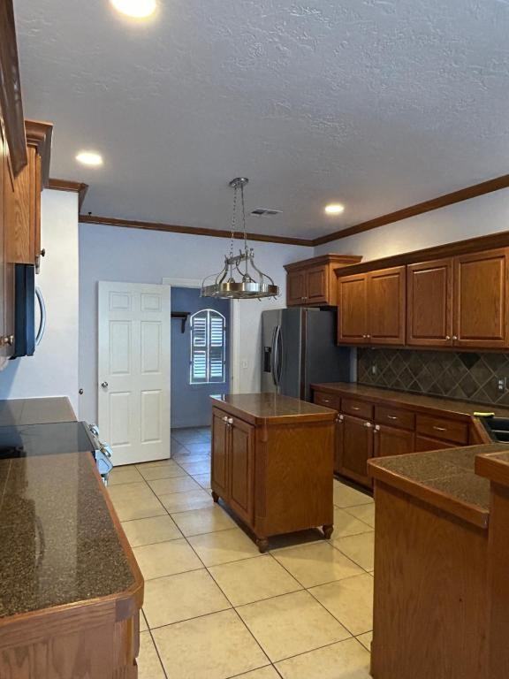 8313 Sw Castlestone - Photo 3 of 16
