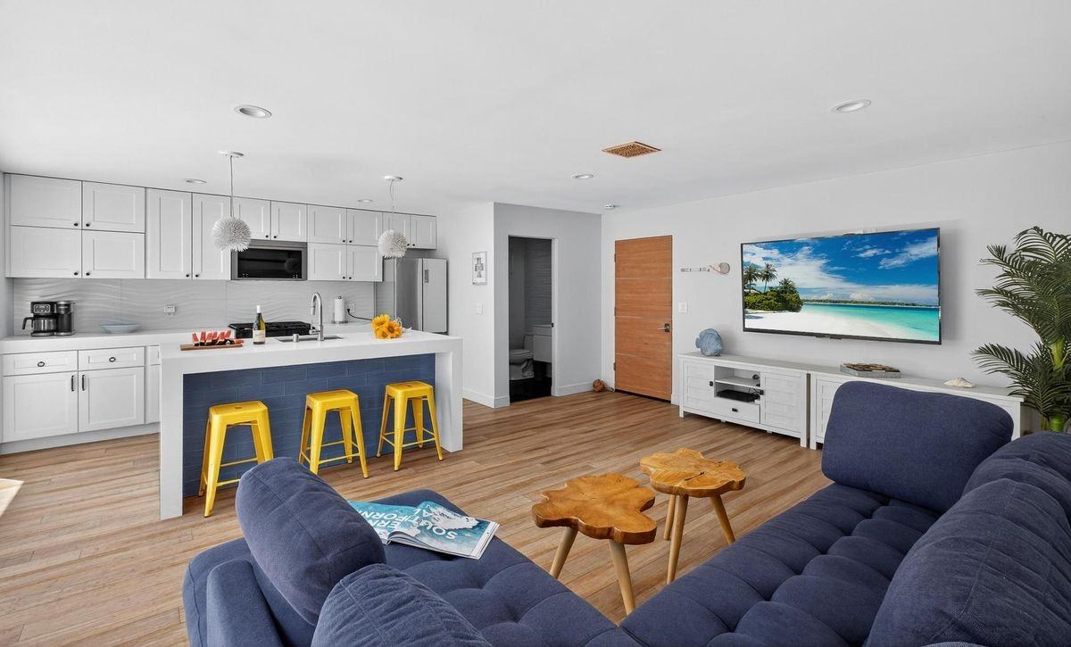 233 2nd St - Photo 2 of 47