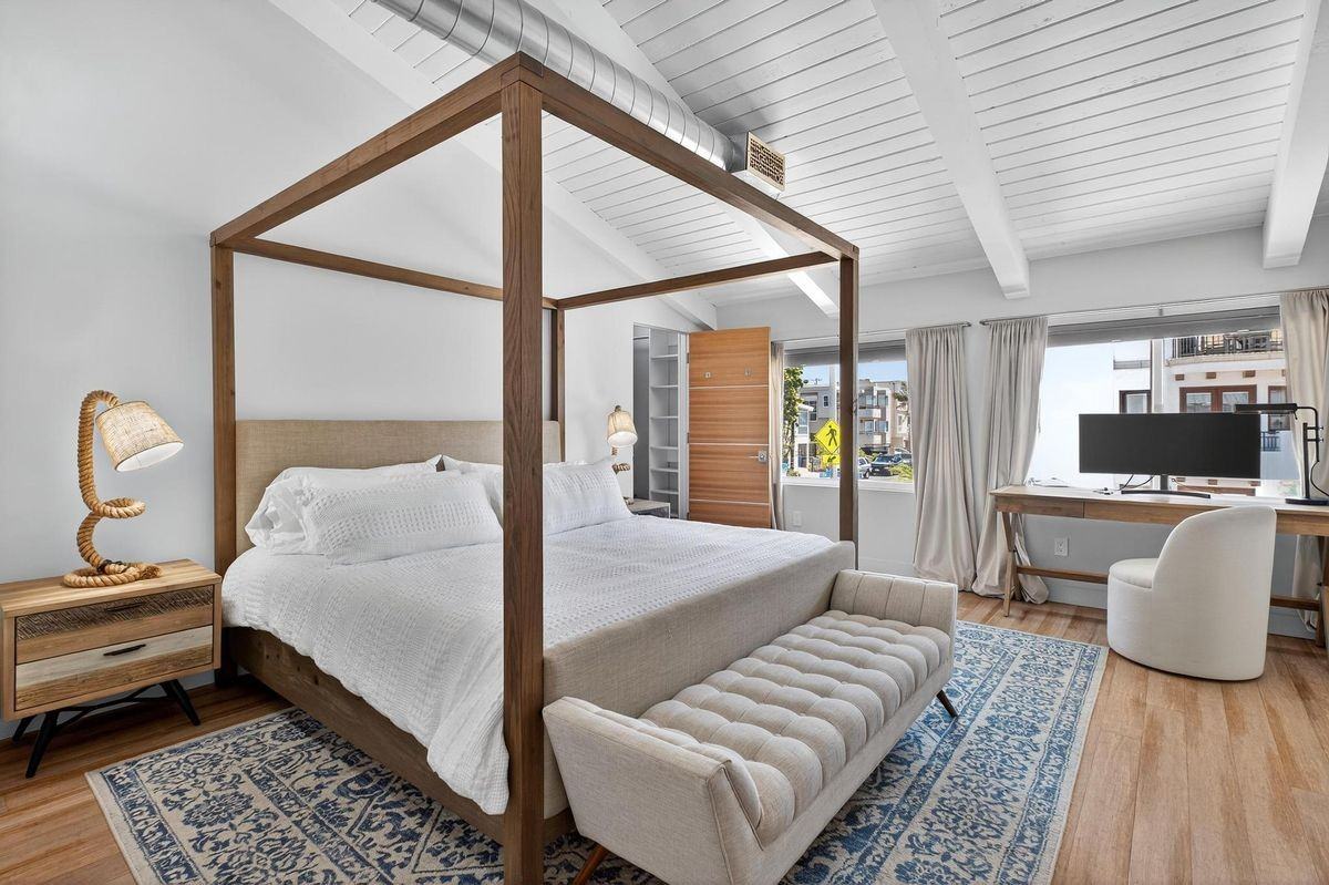 233 2nd St - Photo 3 of 47