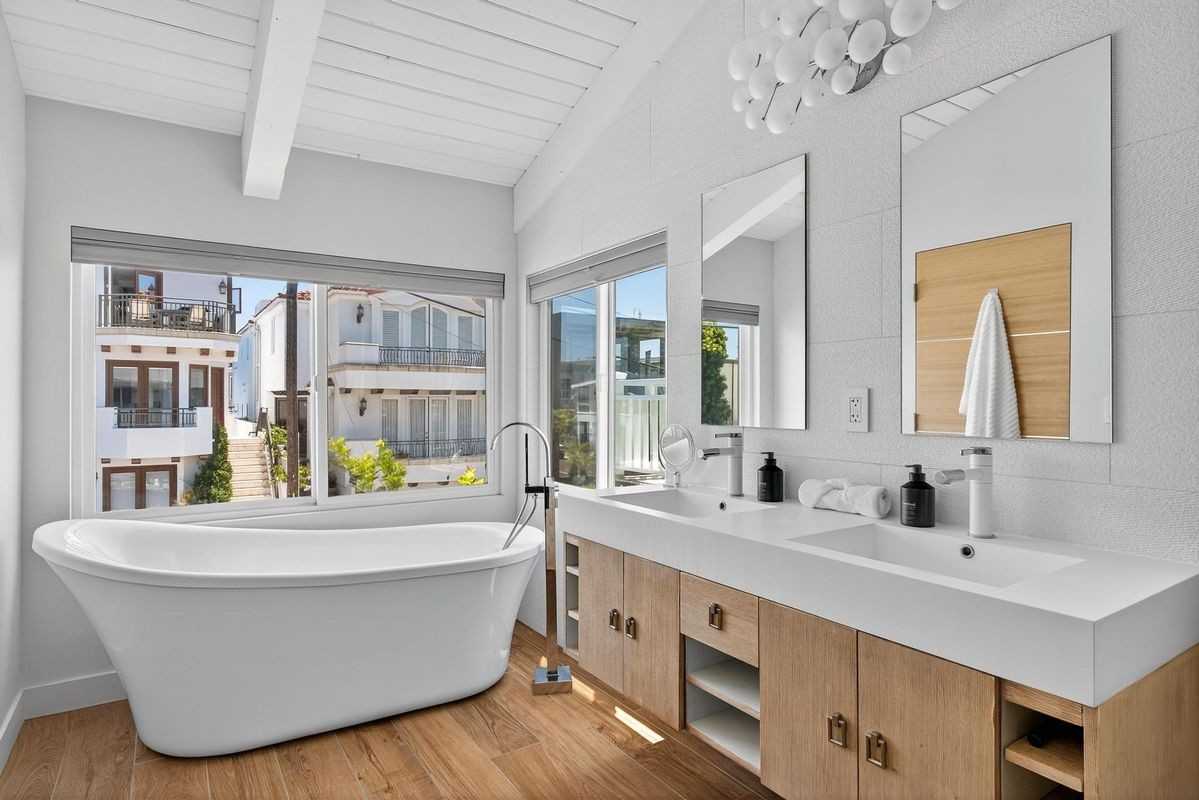 233 2nd St - Photo 4 of 47