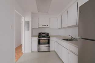 900 Rockland Avenue - Photo 1 of 1