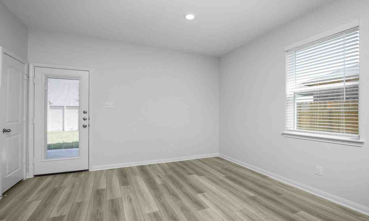 435 Lone Rider Dr - Photo 4 of 22