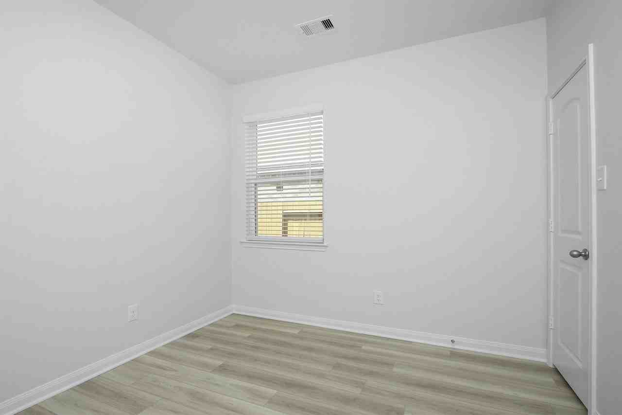 435 Lone Rider Dr - Photo 7 of 22