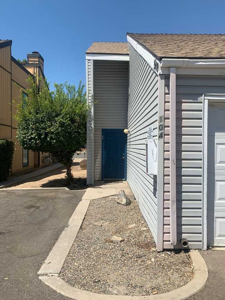 1509 Willow Ave #104 - Photo 3 of 32