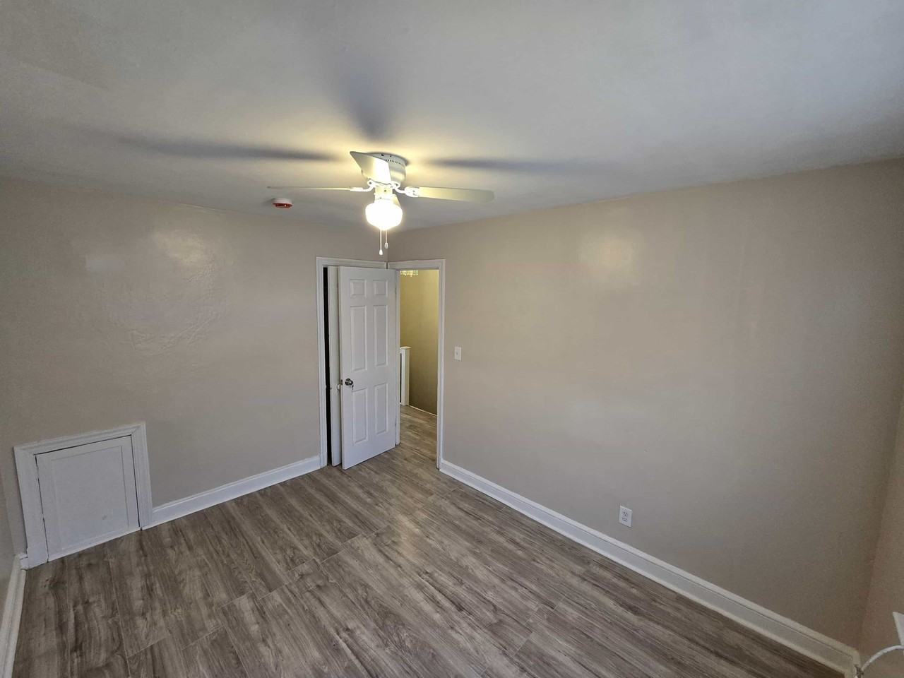 109 O Street SW – Prime Location & Immediate Move - Photo 3 of 14