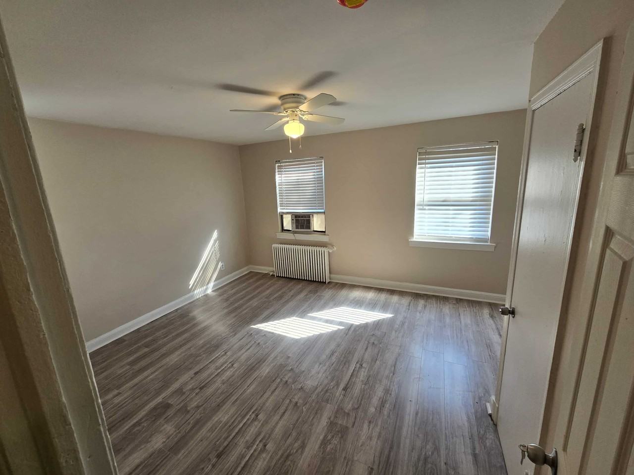 109 O Street SW – Prime Location & Immediate Move - Photo 7 of 14