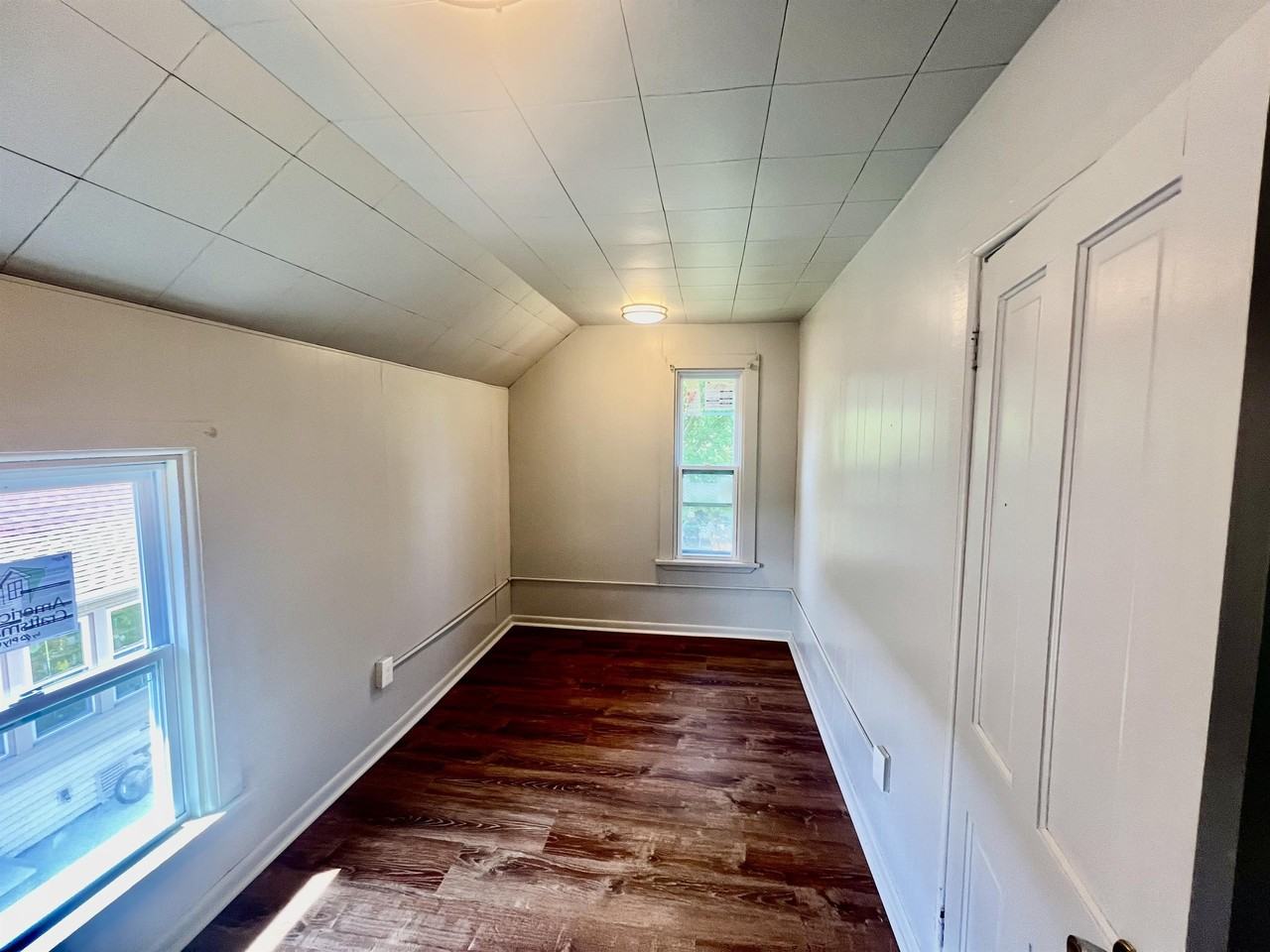 1416A Illinois Ave - Photo 5 of 11