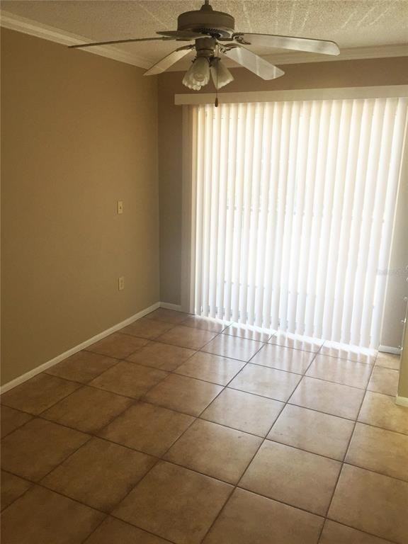 129 Blue Point Way #220 - Photo 3 of 8