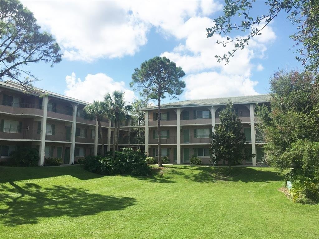 129 Blue Point Way #220 - Photo 4 of 8