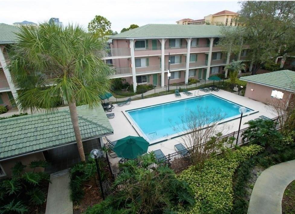 129 Blue Point Way #220 - Photo 2 of 8