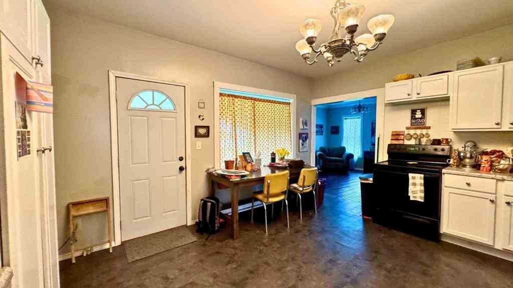 W15660 State Highway 121 - Photo 3 of 9