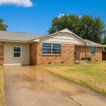 5117 Nw 47th St - Photo 1 of 1