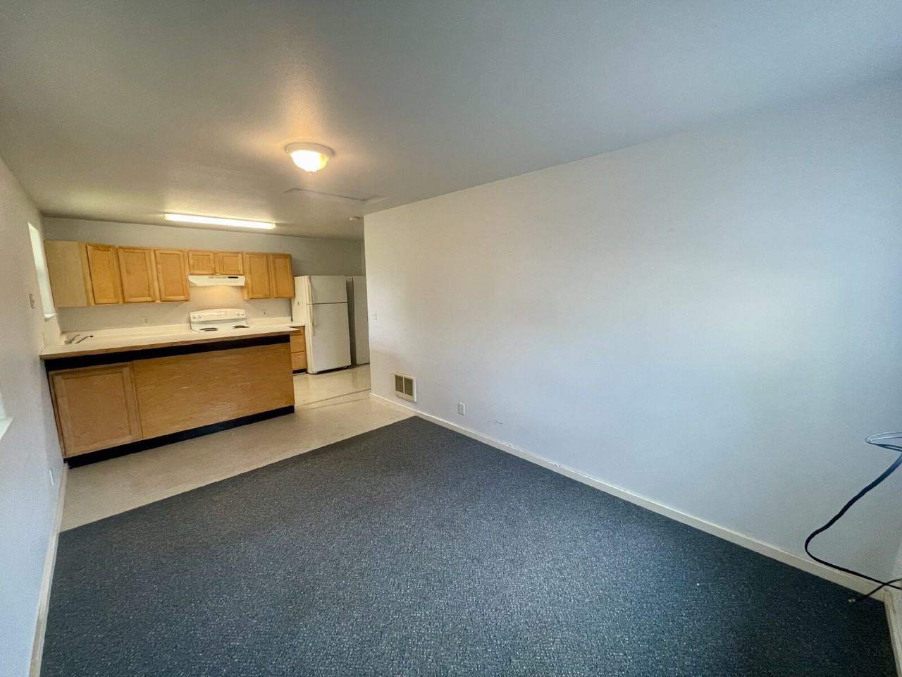 1638 Mill Aly - Photo 2 of 8