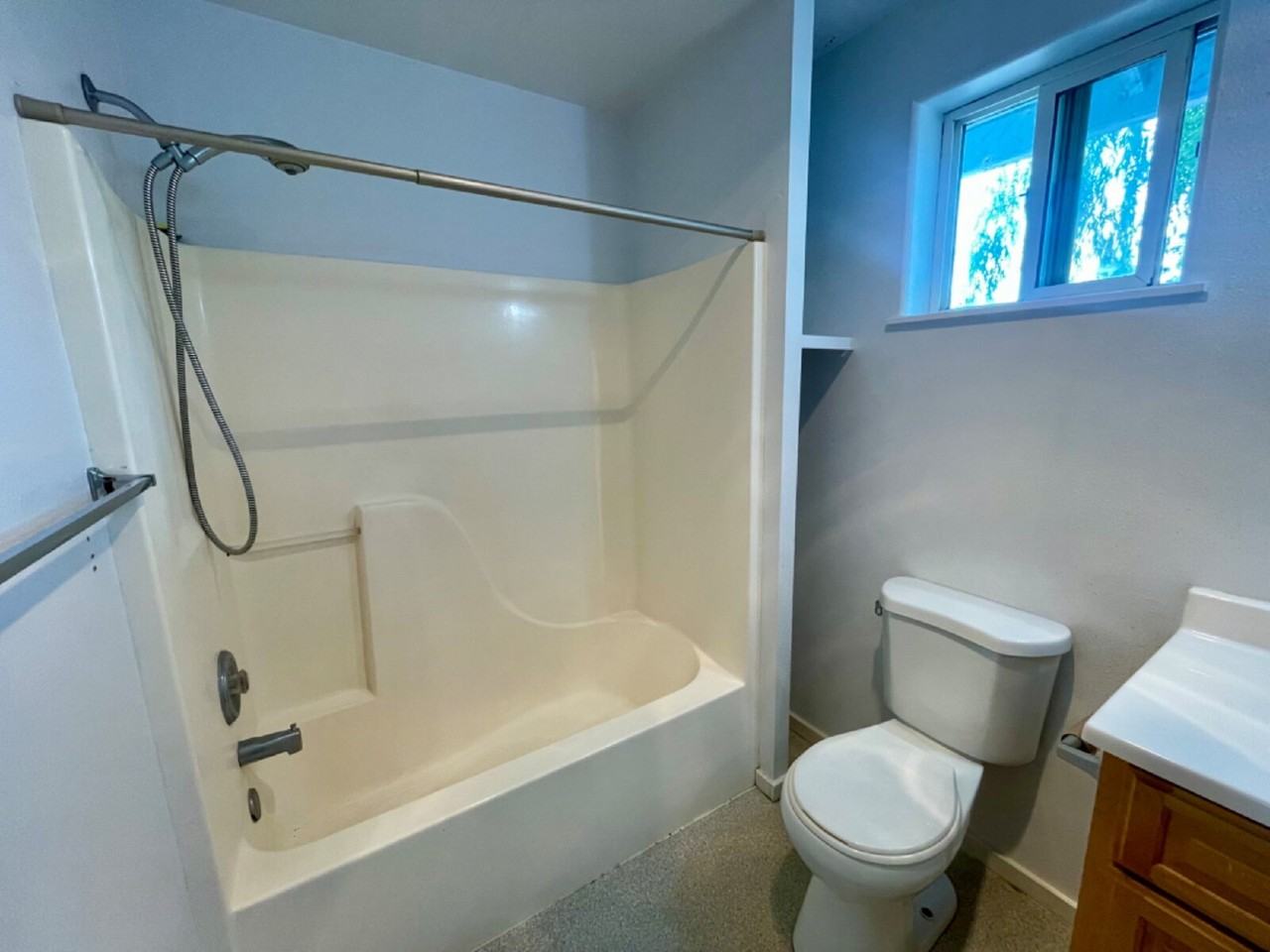 1638 Mill Aly - Photo 6 of 8