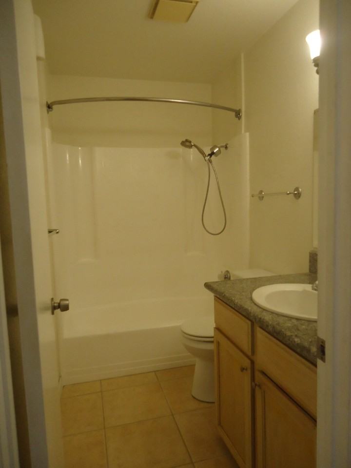 2722 Jill Pl - Photo 5 of 50