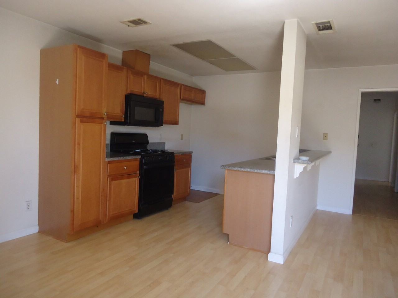 2722 Jill Pl - Photo 6 of 50