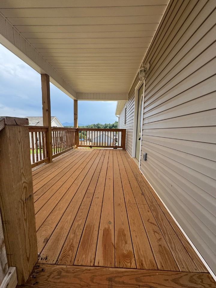 380 Quinn Hill Ln - Photo 2 of 14