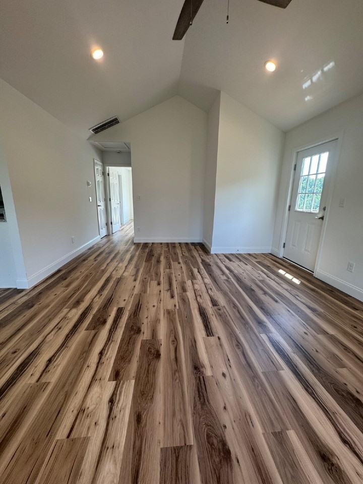 380 Quinn Hill Ln - Photo 6 of 14