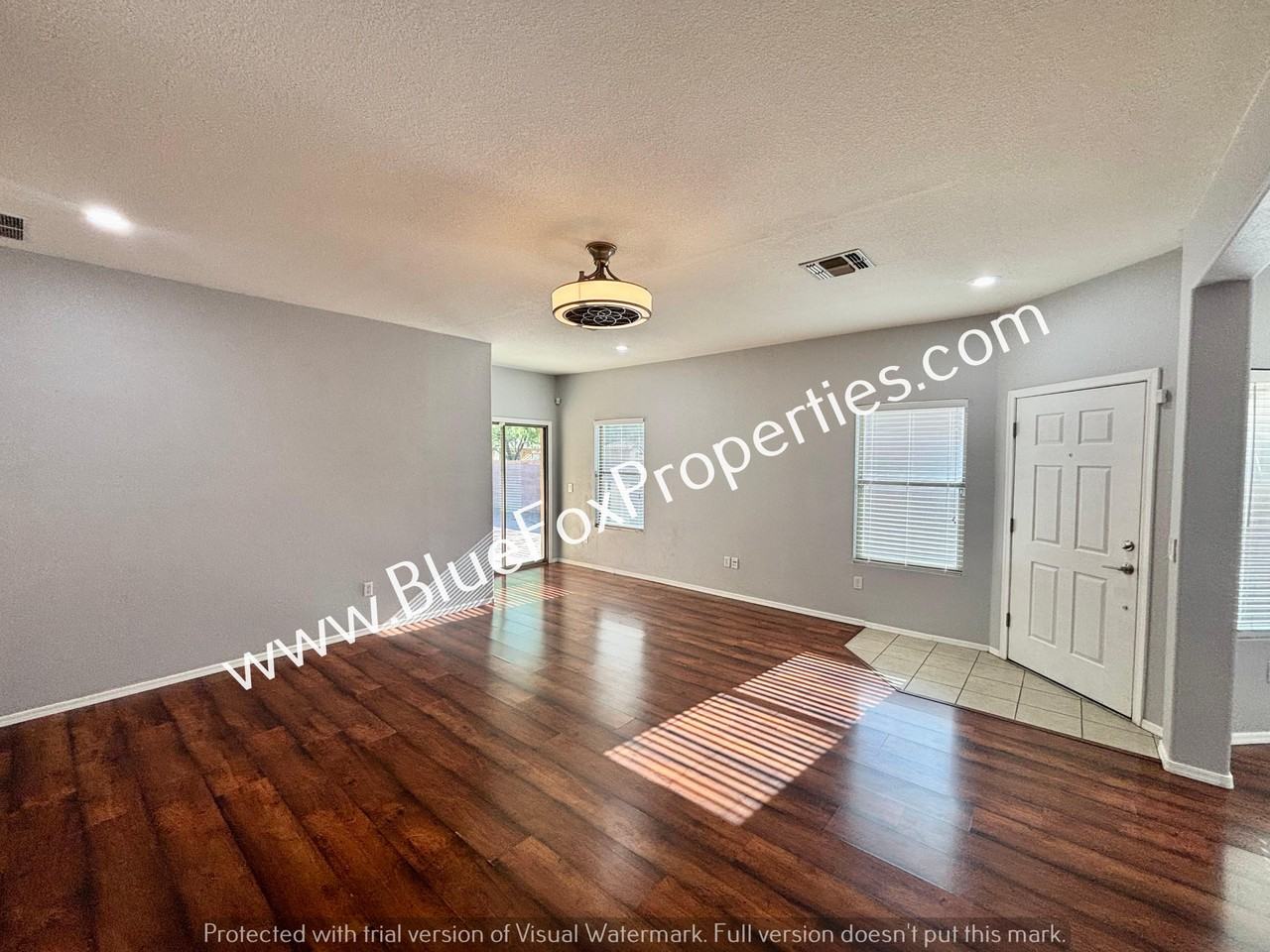 11930 West Heyburn Drive - Photo 3 of 24