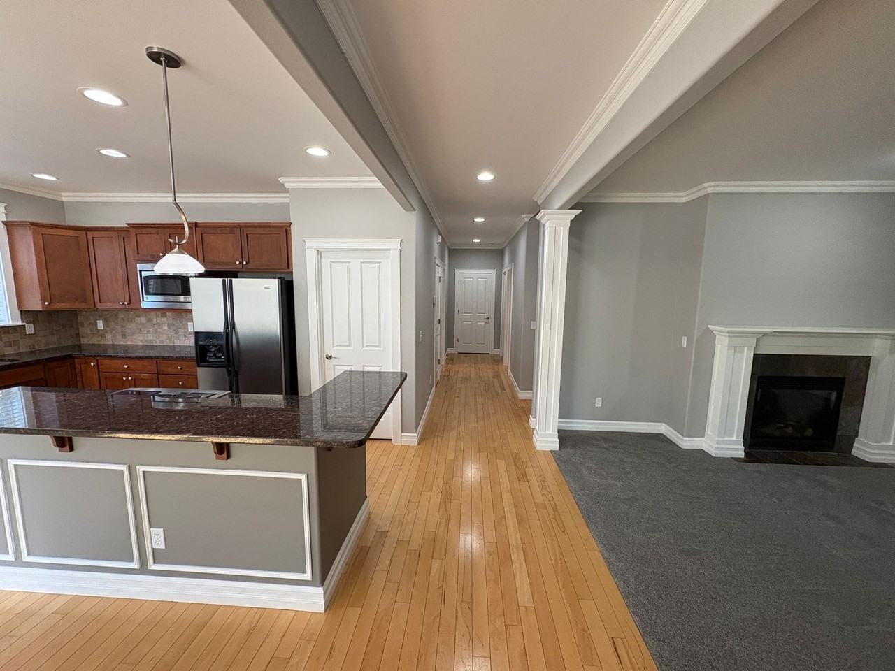 2504 Fir Crest Blvd - Photo 6 of 34