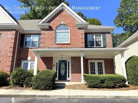 2075 Pine Tree Dr #D4 - Photo 1 of 1