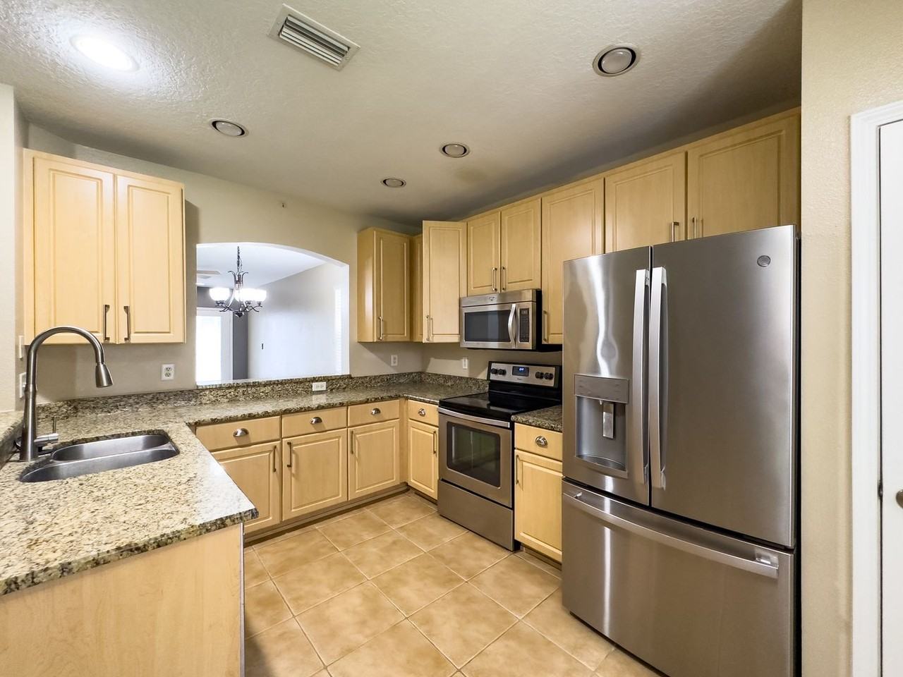 1402 Delano Trent St - Photo 6 of 18