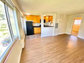 Mercer Vista Apartments - Photo 1 of 1