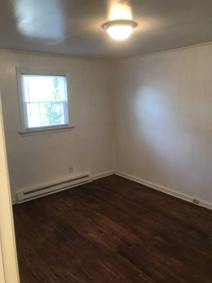 1403 Hyman Ave #NA - Photo 3 of 17