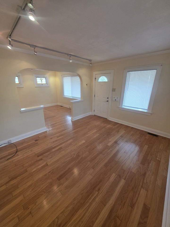 6731 Lansdowne Ave #NA - Photo 6 of 12