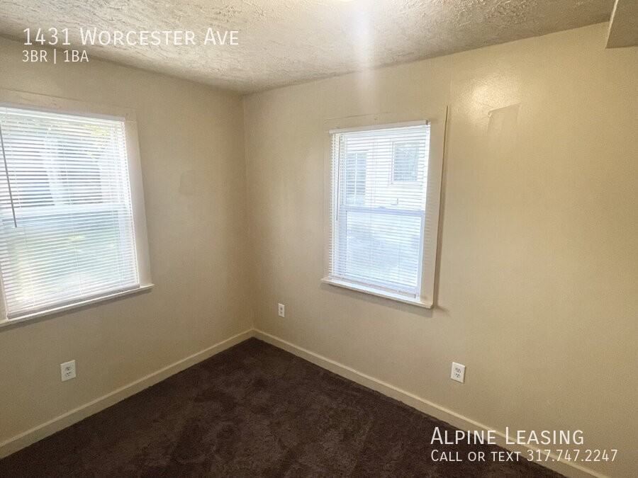 1431 Worcester Avenue - Photo 7 of 9