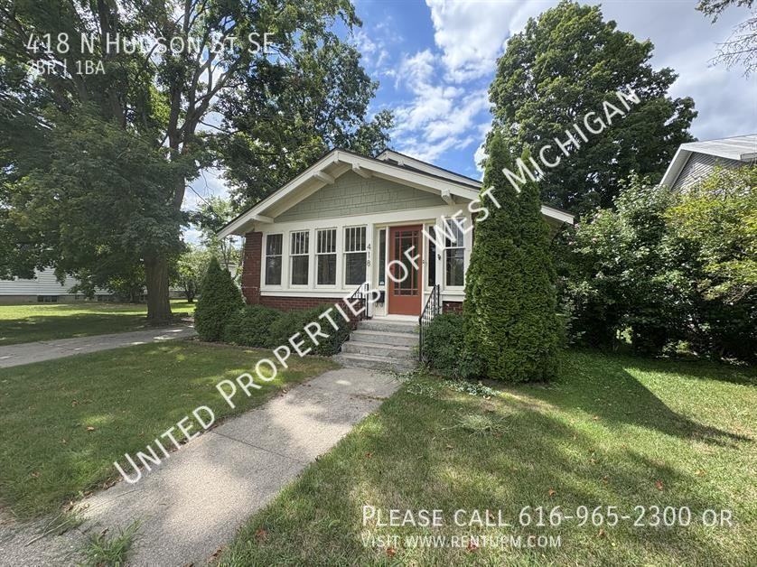 418 N Hudson St - Photo 2 of 4