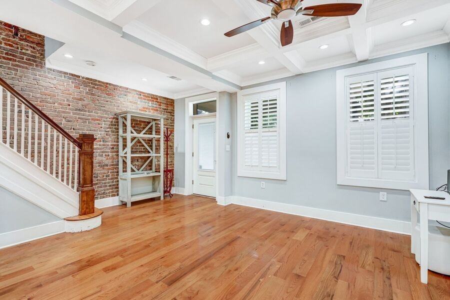 2926 12th St Ne - Photo 3 of 26