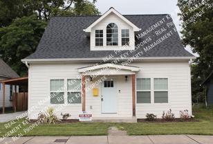 1913 12th Ave N - Photo 1 of 1