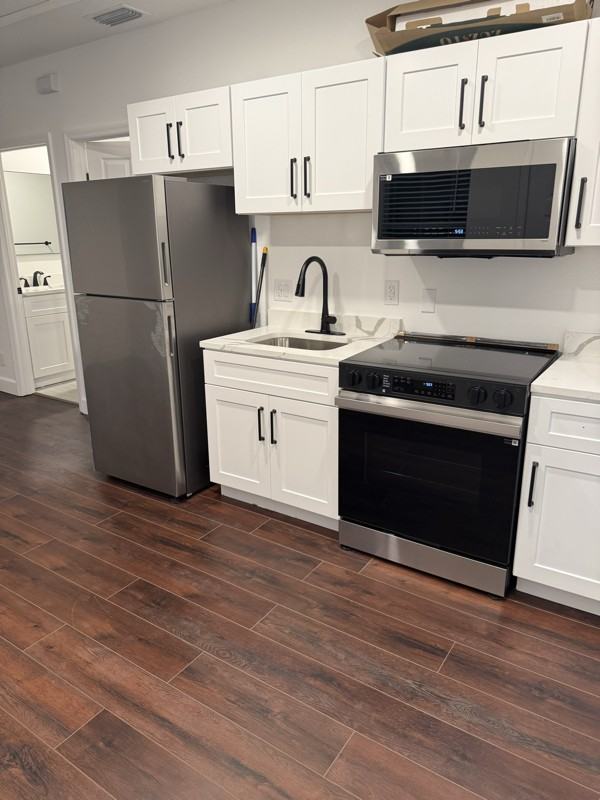 3527 18th Ave S #1-2 - Photo 3 of 11