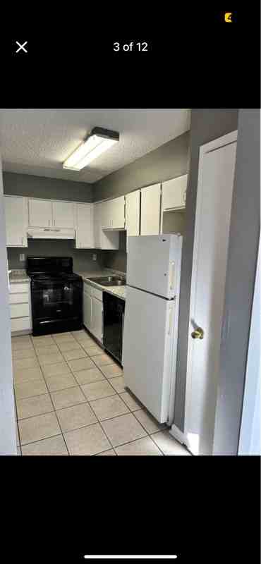 213 Helen St - Photo 2 of 8