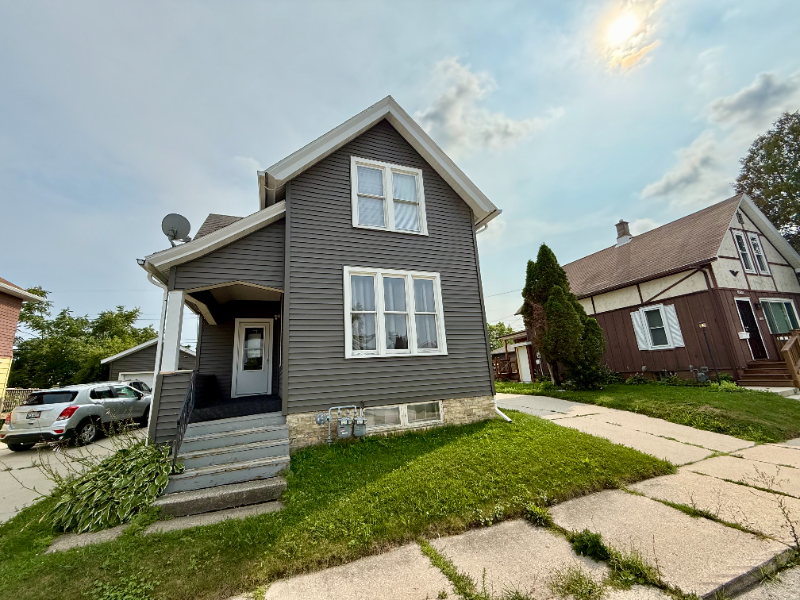 1517A Martin Ave - Photo 2 of 2