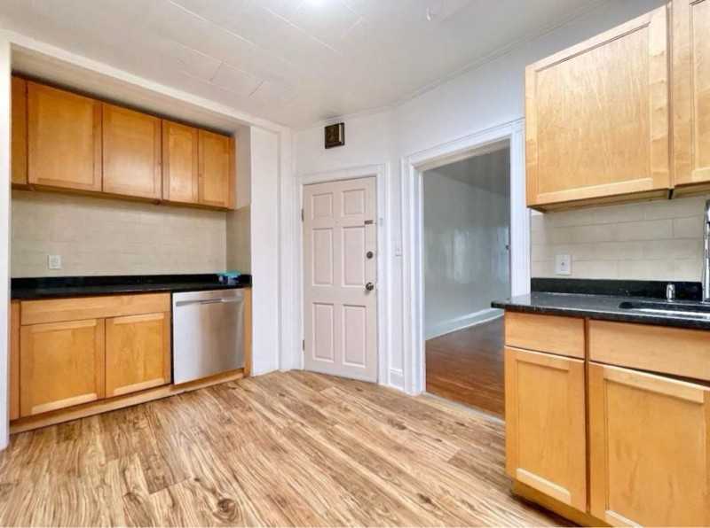 163 Glenwood Ave #2 - Photo 2 of 6