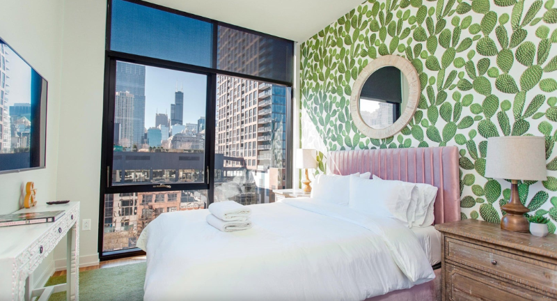 688 N La Salle Dr - Photo 4 of 14