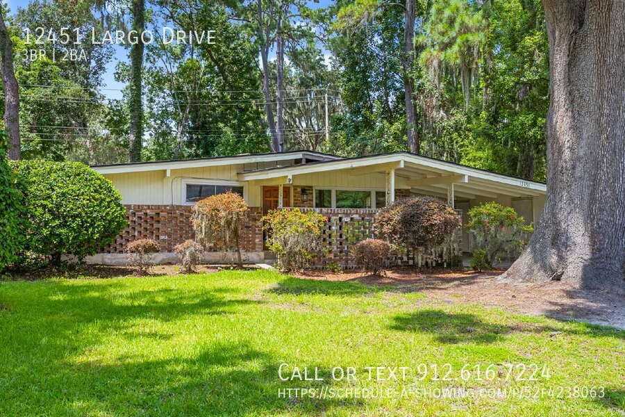 12451 Largo Dr - Photo 2 of 37