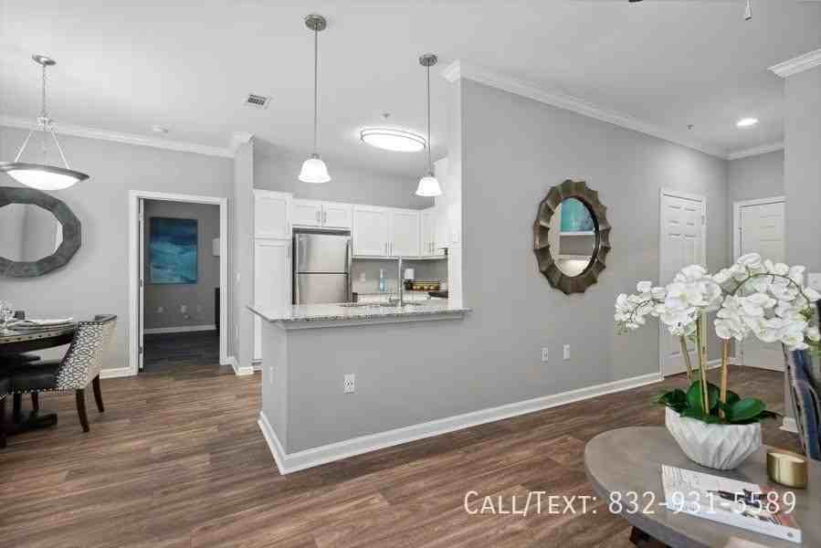 9799 Green Valley Ln #DWR - Photo 5 of 11