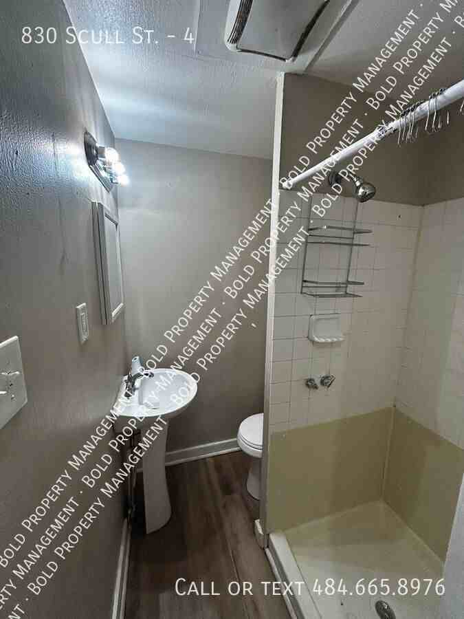 830 Scull Street #4 - Photo 3 of 5