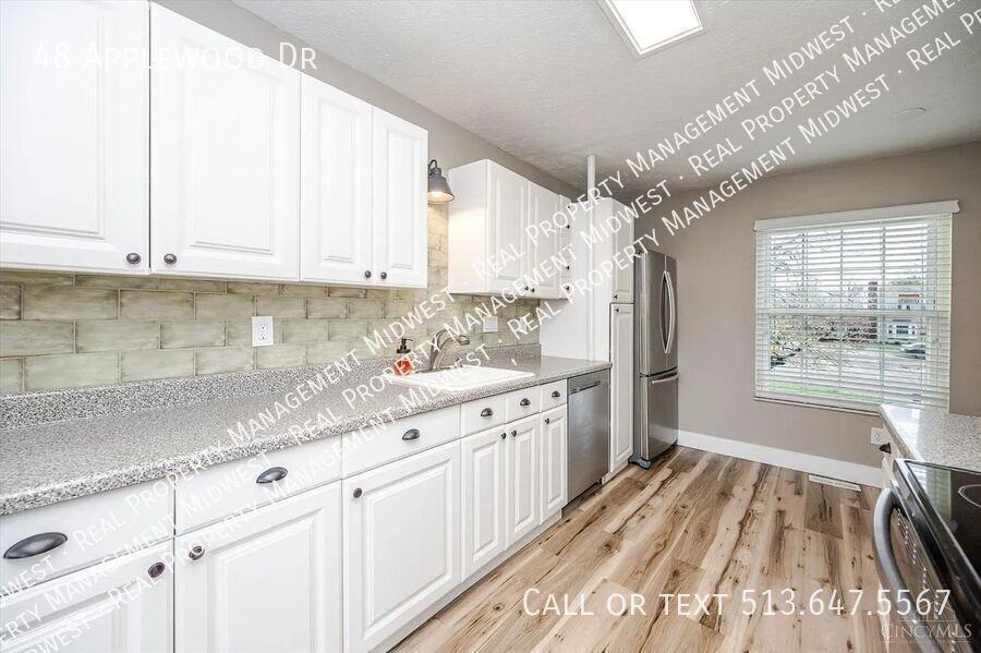 48 Applewood Dr - Photo 2 of 39