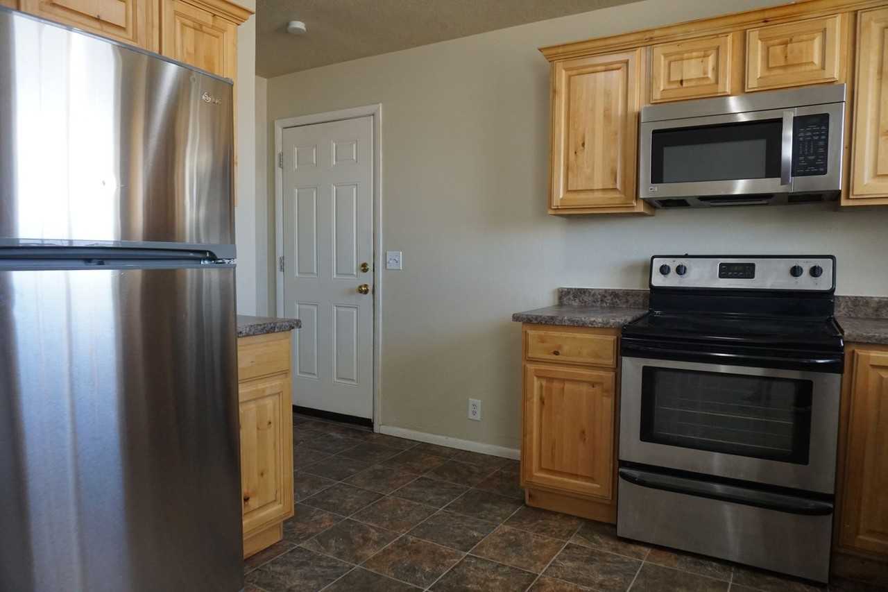 4090 S Carrie Dr - Photo 5 of 24