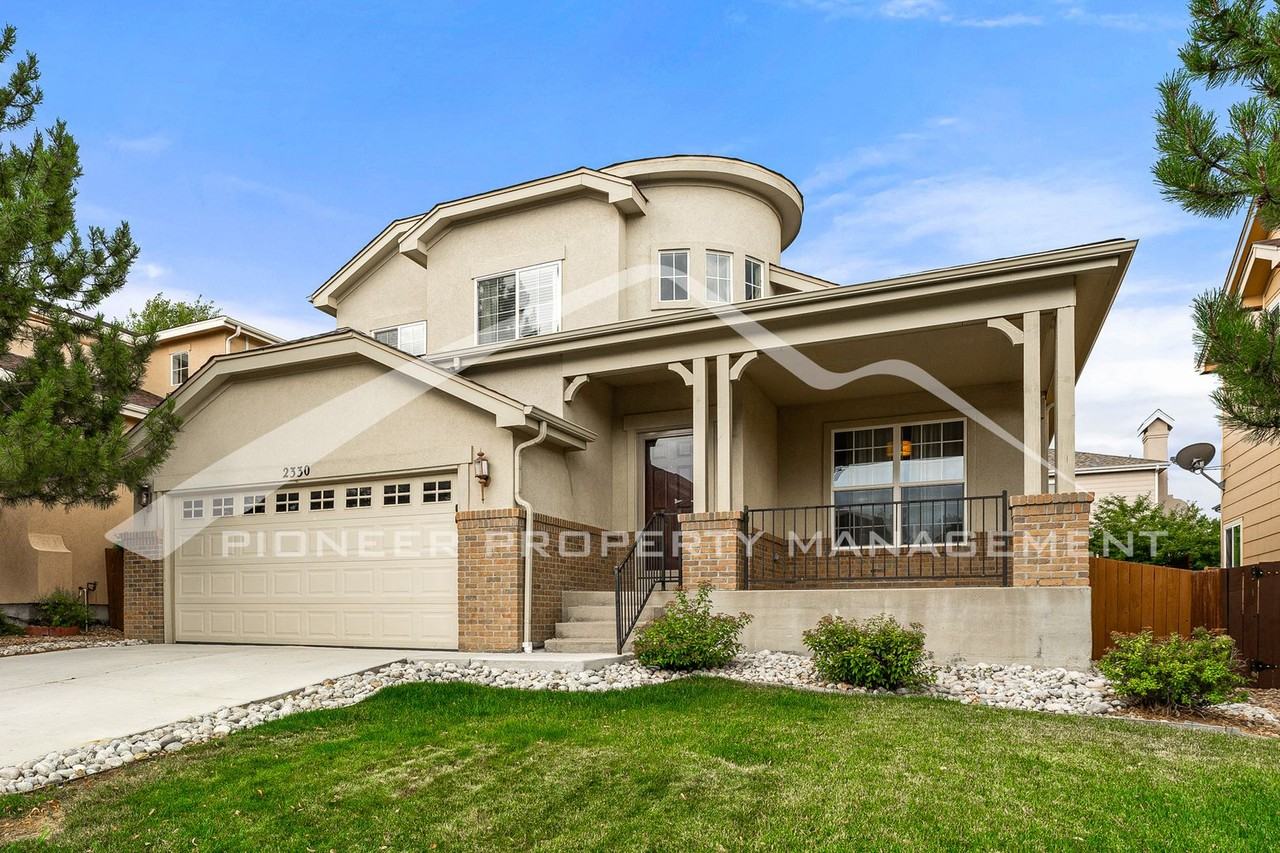 2330 Dogwood Cir - Photo 2 of 24